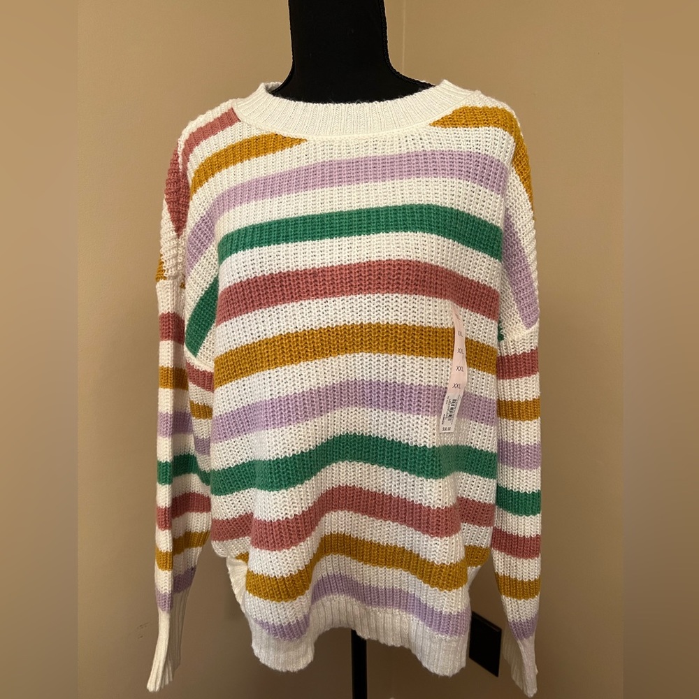 New Women’s Shirttail Hem, Crew-Neck Pullover Sweater. Multi Stripped, XXL.